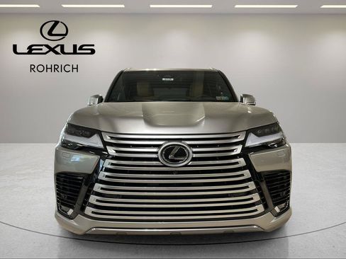 New 2026 Lexus LX 700h Luxury AWD/4WD image 9