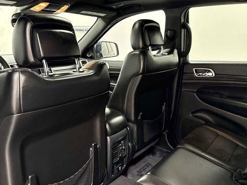 Used 2018 Jeep Grand Cherokee Altitude image 26