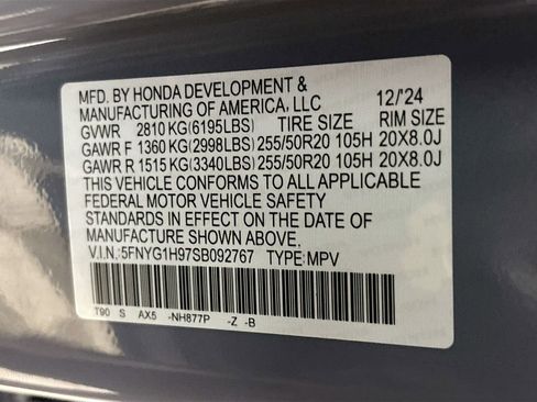 Certified 2025 Honda Pilot Black Edition image 27