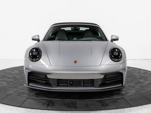 Used 2025 Porsche 911 Carrera RWD image 27