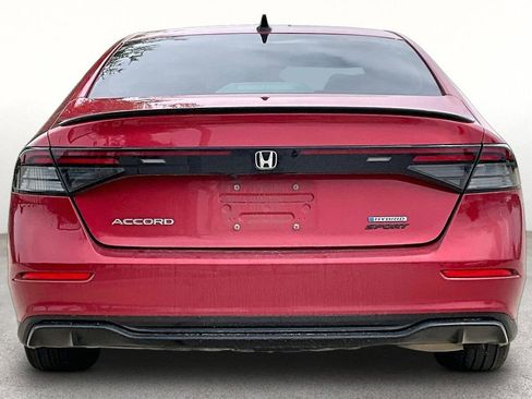 Used 2023 Honda Accord Sport image 6