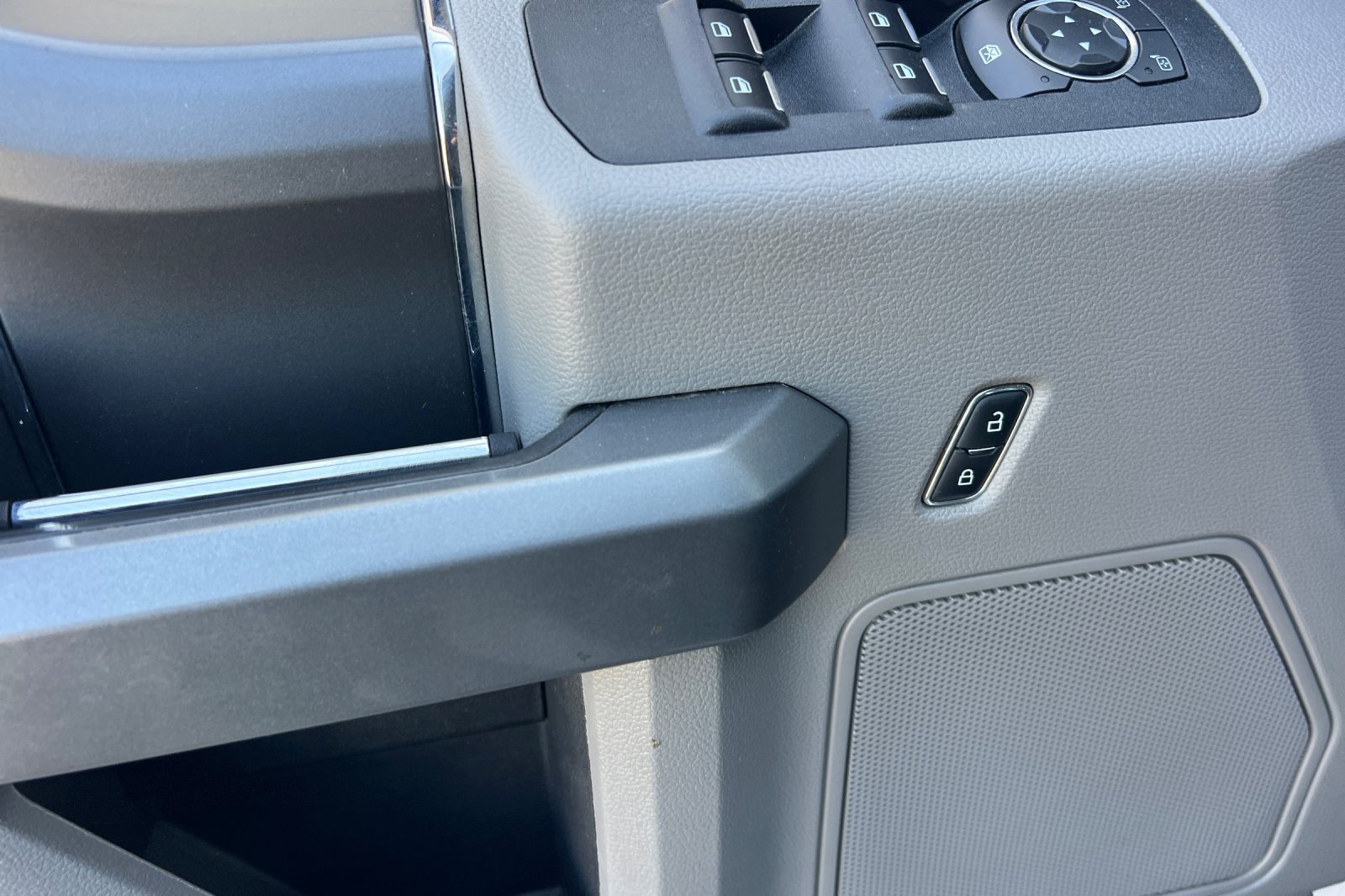 Used 2018 Ford F150 XLT w/ XTR Package AWD/4WD image 13