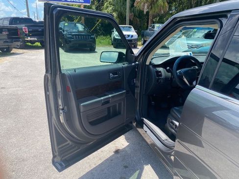 Used 2015 Ford Flex Limited FWD image 13