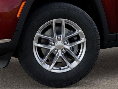 New 2025 Jeep Grand Cherokee L Laredo w/ Luxury Tech Group I image 8