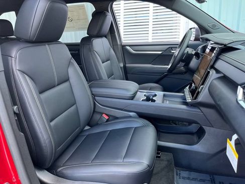 New 2026 GMC Acadia Elevation w/ Black Edition FWD image 19