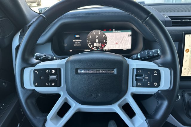 Certified 2025 Land Rover Defender 130 X-Dynamic SE AWD/4WD image 22