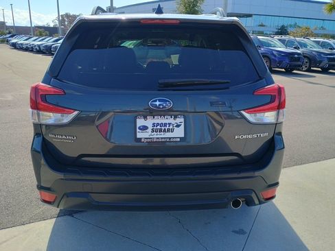 Used 2019 Subaru Forester Limited w/ Popular Package #3 image 6