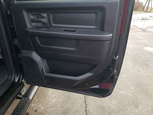 Used 2017 RAM 1500 Express w/ Black Ram 1500 Express Group image 28