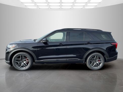 New 2026 Ford Explorer ST w/ Sun And Sound Package image 7