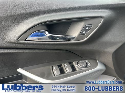 Used 2026 Chevrolet Trax LS FWD image 12