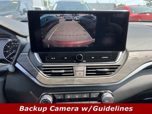 Certified 2025 Nissan Altima 2.5 SV w/ SV Premium Package FWD image 8