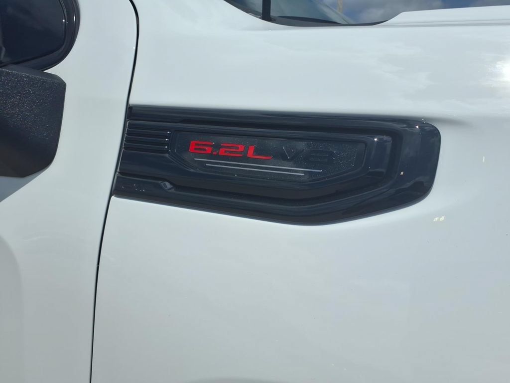 New 2026 GMC Sierra 1500 AT4X w/ AT4X AEV Edition AWD/4WD image 10
