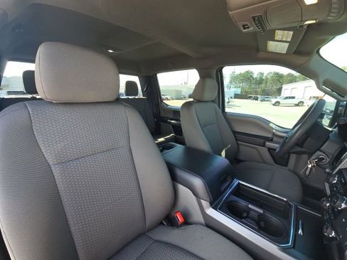 Used 2022 Ford F250 XLT w/ XLT Premium Package image 18