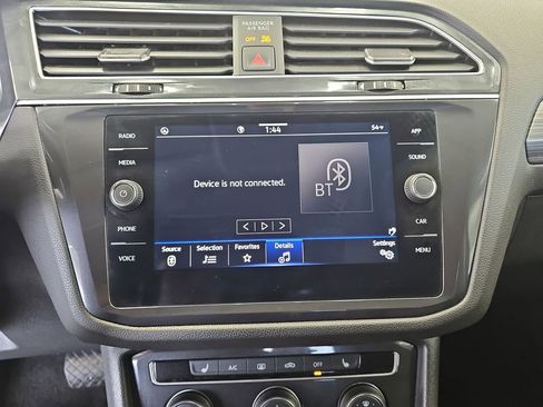 Used 2024 Volkswagen Tiguan Wolfsburg Edition image 22