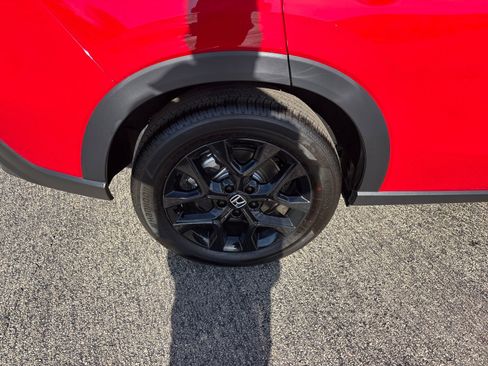 Used 2025 Honda HR-V Sport image 32