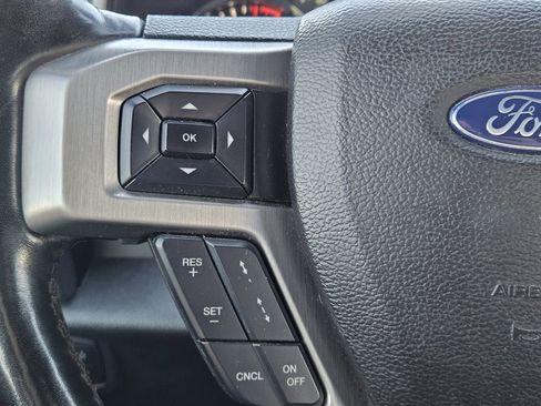 Used 2019 Ford F150 Platinum w/ Equipment Group 701A Luxury image 33