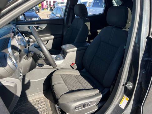 Used 2020 Chevrolet Blazer LT AWD/4WD image 18