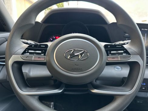 Used 2023 Hyundai Elantra SEL FWD image 24