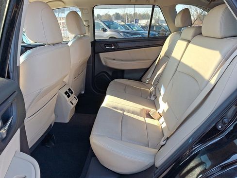 Used 2019 Subaru Outback 2.5i Limited w/ Popular Package #2 image 11