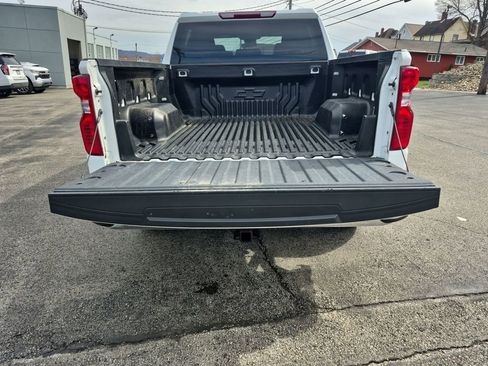 Used 2022 Chevrolet Silverado 1500 LT image 31