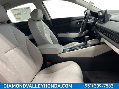 New 2025 Honda Accord LX image 27