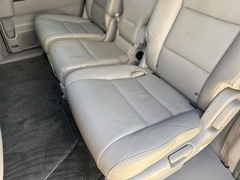 Used 2015 Honda Odyssey EX-L image 40