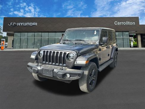Used 2022 Jeep Wrangler Unlimited Sahara image 1