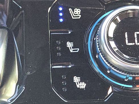 New 2026 GMC Sierra 2500 Denali Ultimate w/ LPO, Black Badging Package image 8