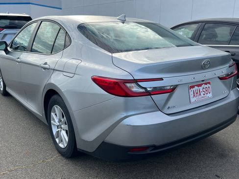 Used 2025 Toyota Camry LE image 6