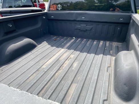 Used 2018 Chevrolet Silverado 2500 LT w/ Midnight Edition AWD/4WD image 6