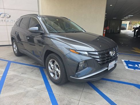 Used 2023 Hyundai Tucson SEL FWD image 1