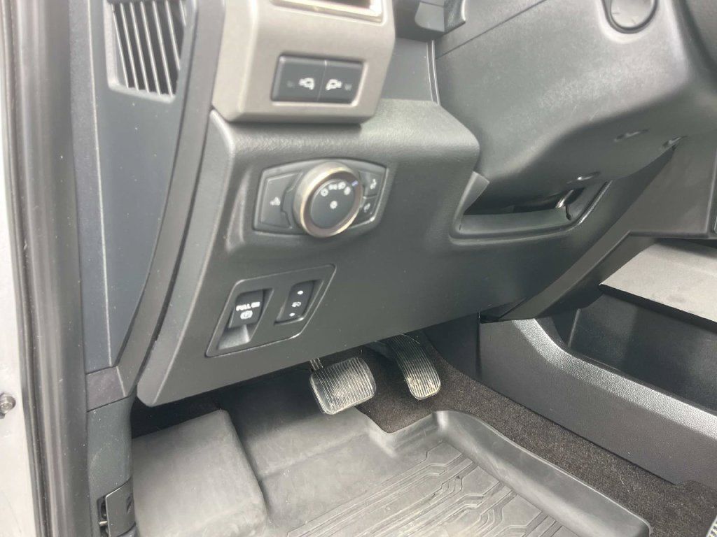 Used 2019 Ford F150 Raptor AWD/4WD image 31