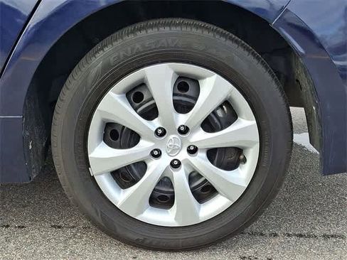 Used 2024 Toyota Corolla LE image 35