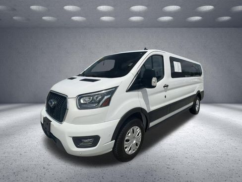 Used 2023 Ford Transit 350 XLT RWD image 2