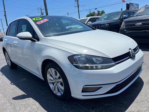 Used 2018 Volkswagen Golf SE FWD image 4