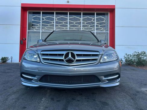 Used 2011 Mercedes-Benz C 350 Sport image 2