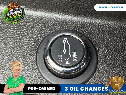 Used 2023 Chevrolet Traverse LT AWD/4WD image 32