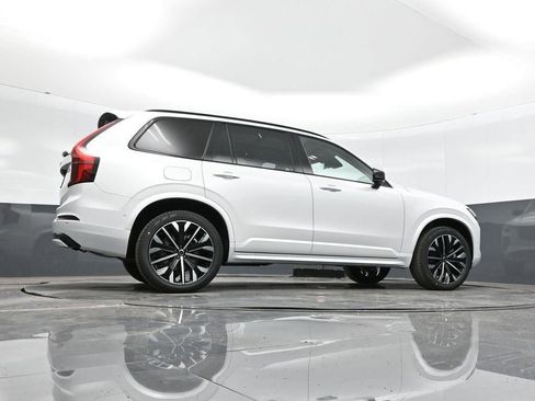New 2026 Volvo XC90 B6 Ultra w/ Protection Package Premier image 24