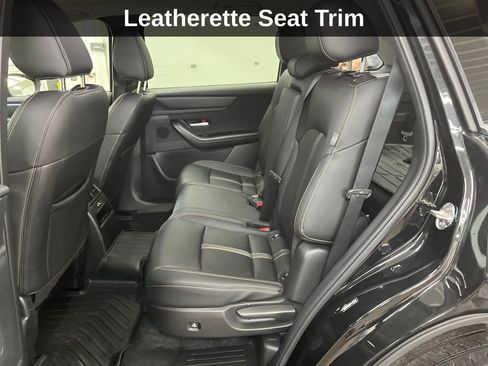 Used 2024 MAZDA CX-90 3.3 Turbo w/ Select Package image 16