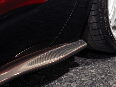 Used 2018 Ferrari 812 Superfast RWD image 24