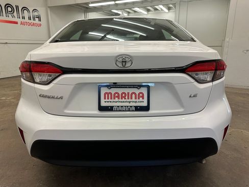 Used 2025 Toyota Corolla LE FWD image 13