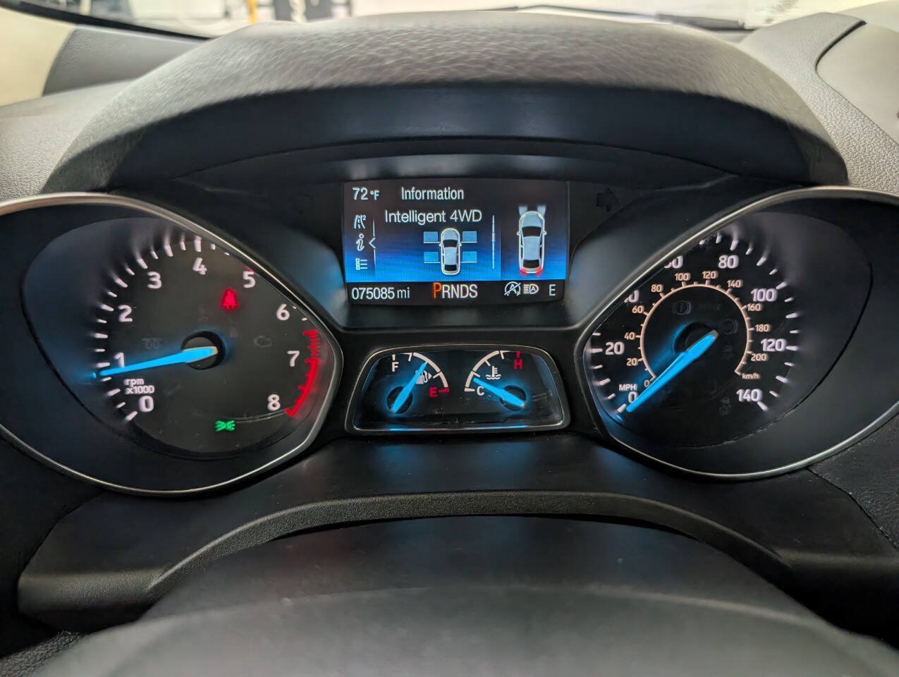 Used 2018 Ford Escape Titanium w/ Ford Safe & Smart Package AWD/4WD image 9
