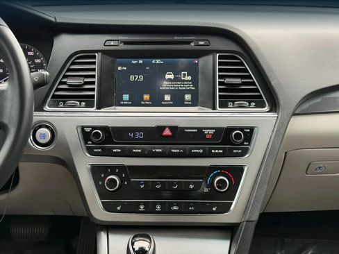 Used 2016 Hyundai Sonata Sport w/ Option Group 1V FWD image 26