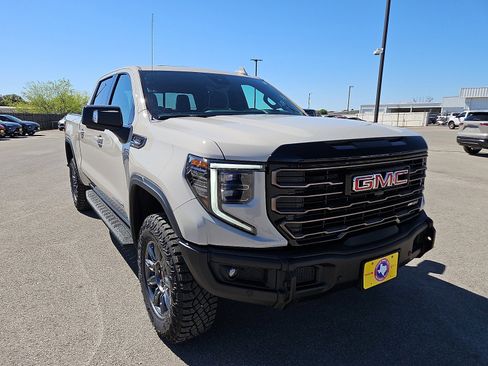 New 2026 GMC Sierra 1500 AT4X image 7