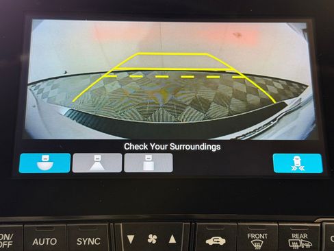 Used 2020 Honda Odyssey EX image 15