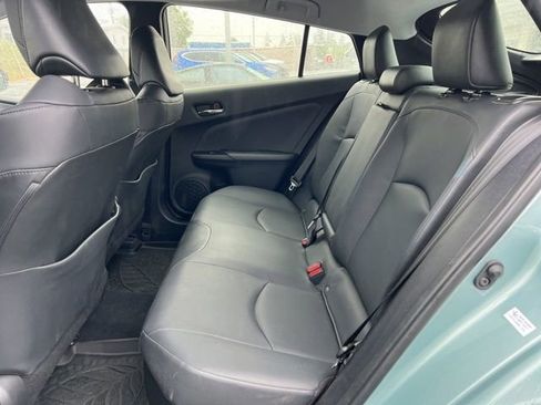 Used 2018 Toyota Prius Four w/ Advanced Technology Package FWD image 13
