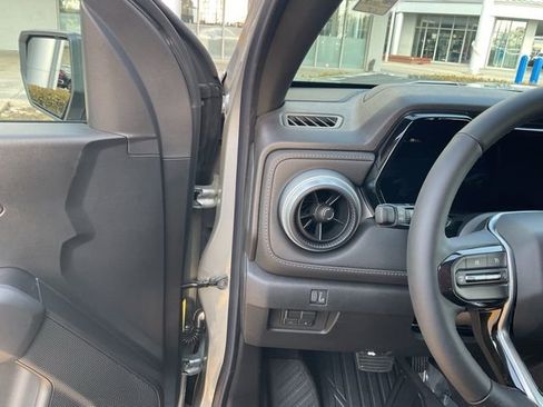 New 2026 Chevrolet Colorado LT w/ LT Convenience Package image 13