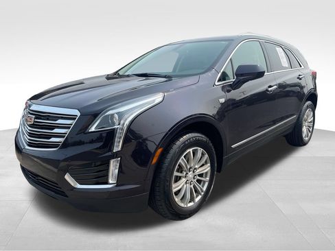 Used 2018 Cadillac XT5 Luxury FWD image 3