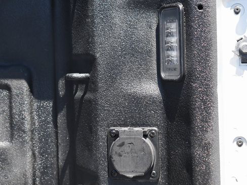 Used 2019 Chevrolet Silverado 1500 RST image 9