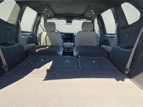 New 2026 GMC Acadia Elevation image 40